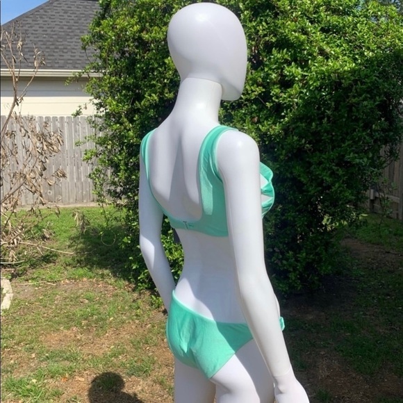 💋NWT Lovers + Friends Mint Green Wrapped Up Bikini Top - Picture 13 of 15